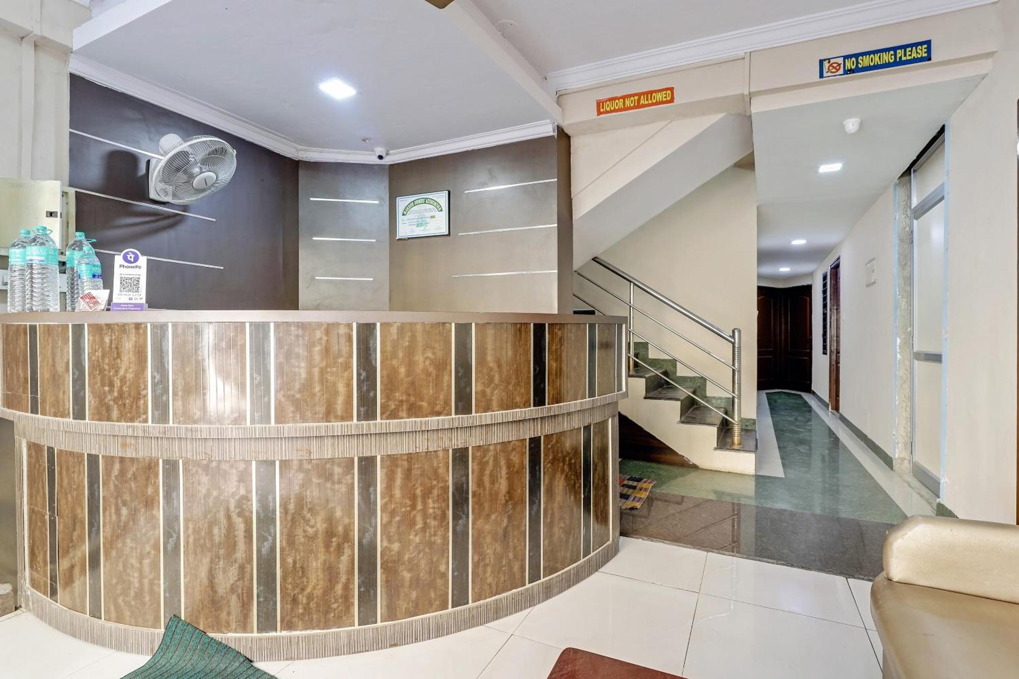 Hotel Spot On Grand Residency Chennai Exterior foto